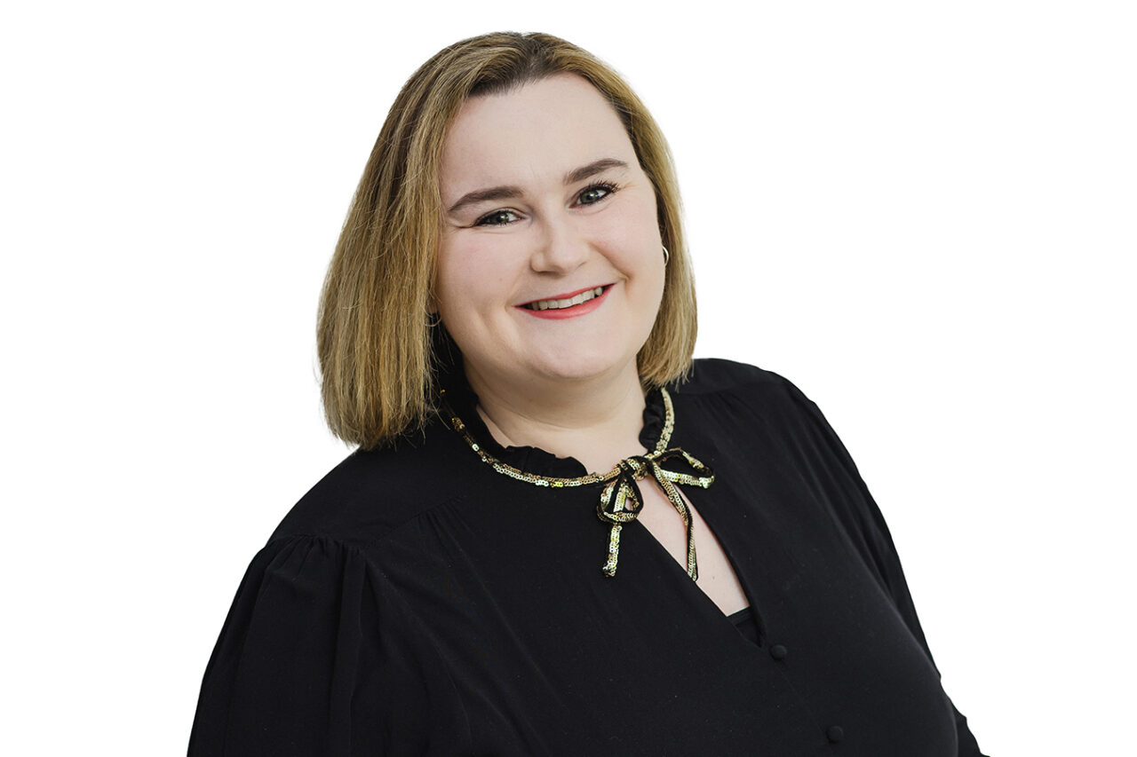 Image of Stephanie Knight.